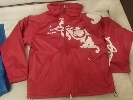 Сортивный костюм