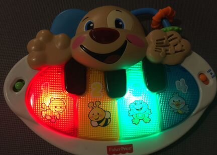 Музыкальное пианино Fisher Price