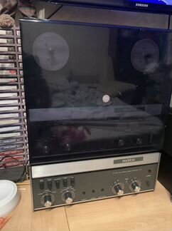 Катушечный магнитофон revox