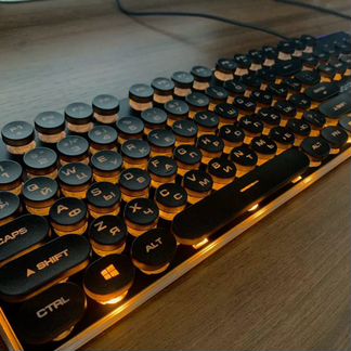 Игровая клавиатура с подсветкой