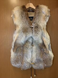 Меховая жилетка