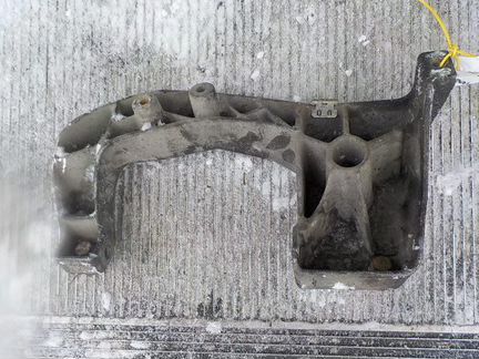 Кронштейн бампера Мерседес Актрос мп 1 9408850131