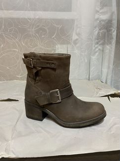 Новые Женские кожаные ботинки 36 размер