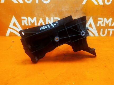 Кронштейн панели передний левый Mercedes E-Class