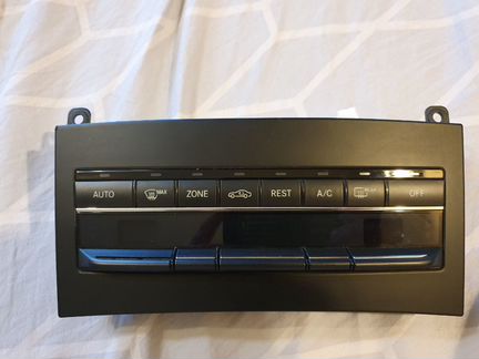 Панель управления климатом Mercedes W212