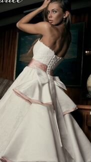 Продам свадебное платье