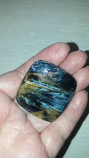 Кабошон петерсит