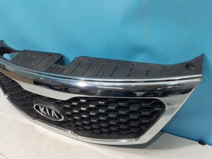 Решетка радиатора Kia Sorento 2 2009 - 2012