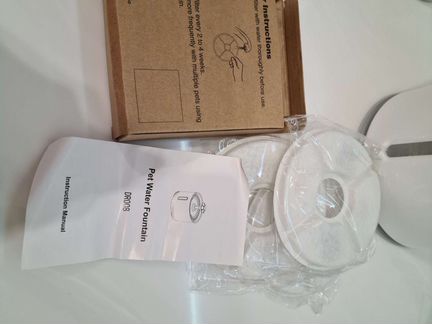 Фонтанчик-поилка для кошек