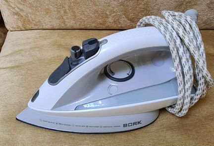 Утюг Bork ir 500