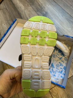 Кроссовки детские