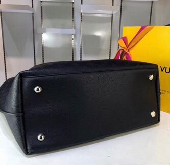 Сумка Louis Vuitton carmel Hobo Луи Виттон