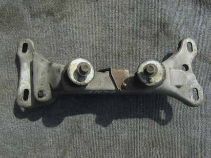 Кронштейн АКПП бмв Е46 N42 22326757102