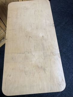 Стол деревянный