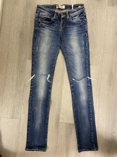 Джинсы zara