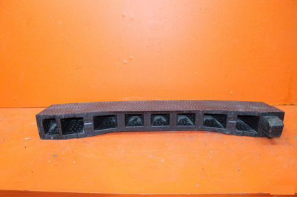 Абсорбер бампера задний Skoda Kodiaq 1 2016-2019