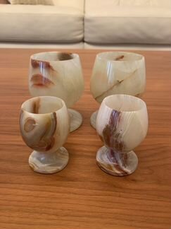 Рюмки и бокалы из оникса