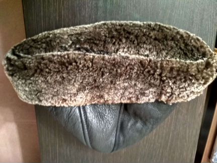 Меховая шапка