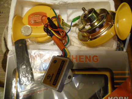 Громкий программируемый автомобильный сигнал