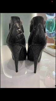 Полусапожки Chanel