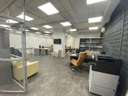 Офисное помещение, 421 м²