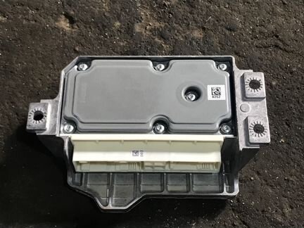 Электронный блок управления Айрбэга Бмв X6 E71