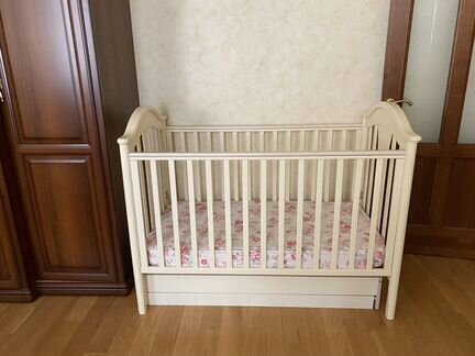 Детская кроватка и комод Pali Capriccio