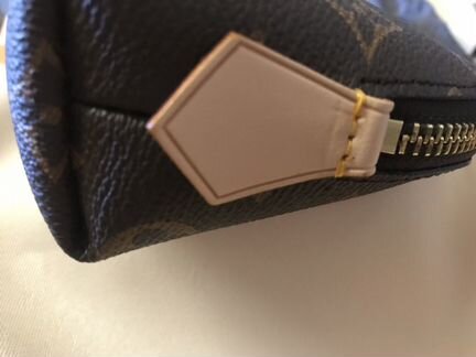 Louis Vuitton косметичка