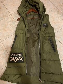 Куртка зимняя и жилетка без рукавов