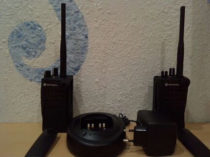Радиостанции Motorola DP2400 VHF 136-174мгц 2шт