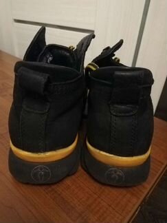 Зимние ботинки