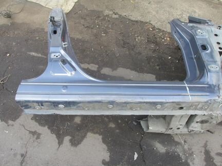 Порог правый с центральной стойкой Mazda CX 7 20