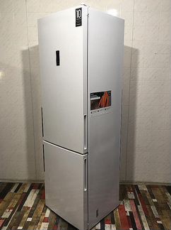 Холодильник Hotpoint