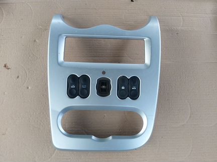 Центральная консоль кнопки renault sandero stepway