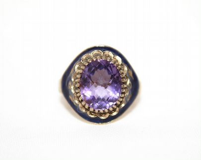 Кольцо с аметистом и эмалью