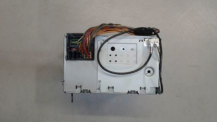 Магнитола Volkswagen Tiguan, 2013