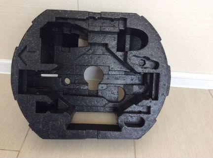 Вклад под запасное колесо Volkswagen Jetta б/у