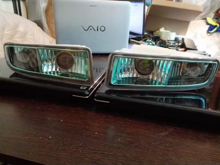 Lexus LX470 фара противотуманная левая правая