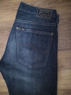 Джинсы Lee