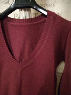 Пуловер винного цвета