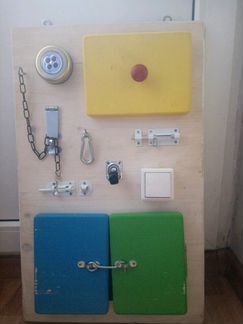 Бизиборд, книжки