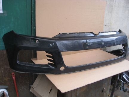 Бампер передний Volkswagen Touareg NF дорест