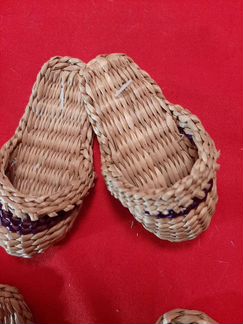 Лапти маленькие