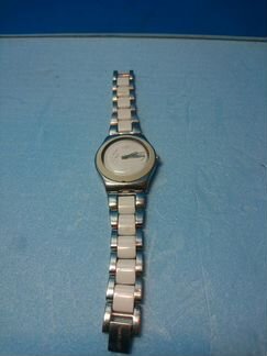 Женские швейцарские часы swatch Swiss