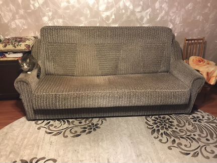 Диван в дар