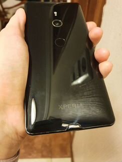 Телефон Sony Xperia XZ3