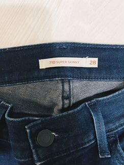 Джинсы levis