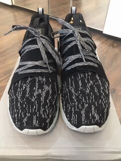 Кроссовки asics