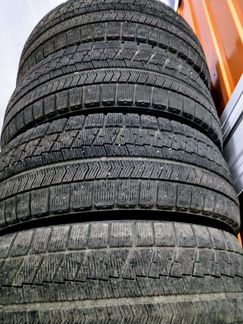 Bridgestone Blizzak VRX 225/45 R18 91S