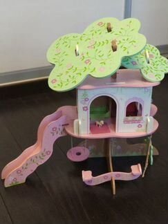 Кукольный дом-дерево